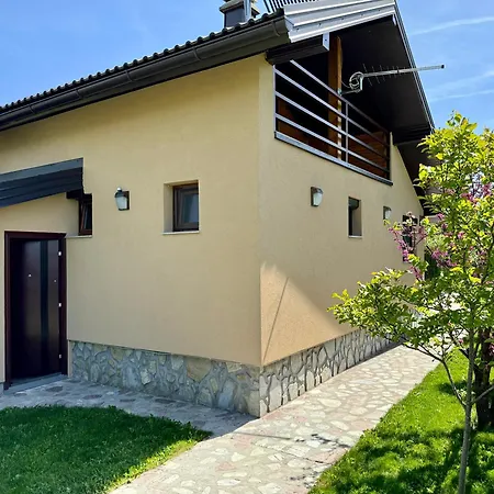 Sunrise Semesterbostad Bihać