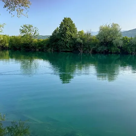 Sunrise 別荘 Bihać